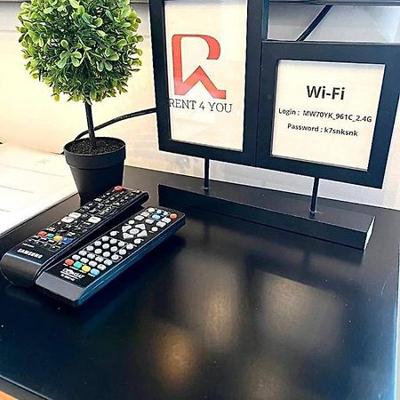 Luxury Apartment In The City Center , Wi-Fi - By Hik Apartments Varsóvia Exterior foto