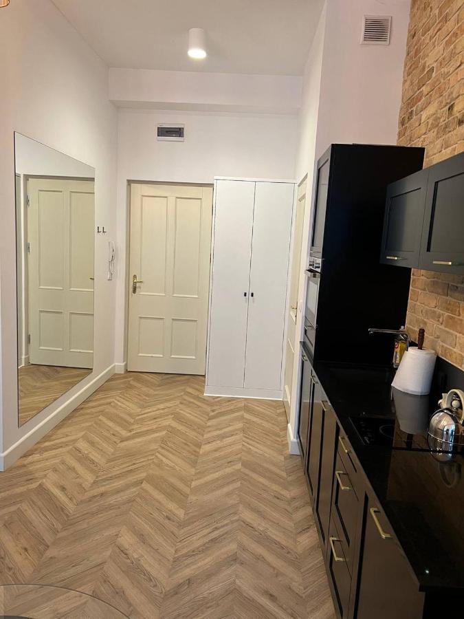 Luxury Apartment In The City Center , Wi-Fi - By Hik Apartments Varsóvia Exterior foto