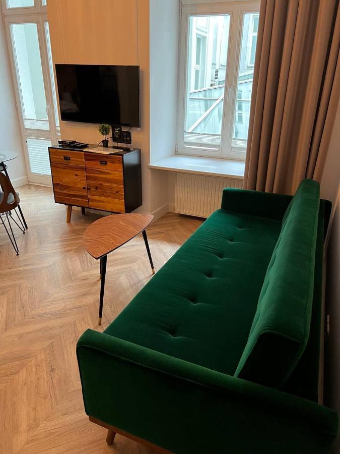 Luxury Apartment In The City Center , Wi-Fi - By Hik Apartments Varsóvia Exterior foto